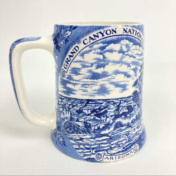 Stanfordshire Ware Grand Canyon Nat Park Blue and White Mug - Picture 2 of 5